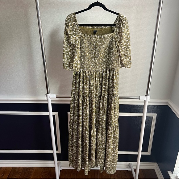Ann Taylor Floral Smocked Bodice Maxi Dress Cottagecore Whimsy Farm Boho Style - Picture 3 of 15